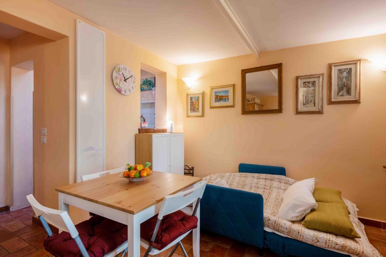 San Frediano Cozy Studio With Private Patio Leilighet Firenze Eksteriør bilde